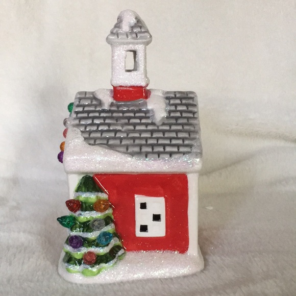 Little Red Schoolhouse LED Christmas is Forever Village Lights Up - Picture 7 of 16